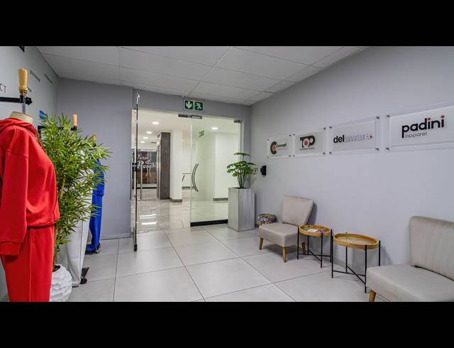 299M² OFFICE FOR SALE IN ALLEN'S NEK